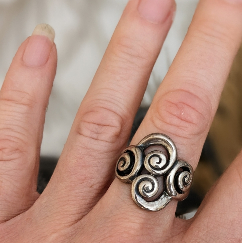 Sterling Silver Swirl Design Ring